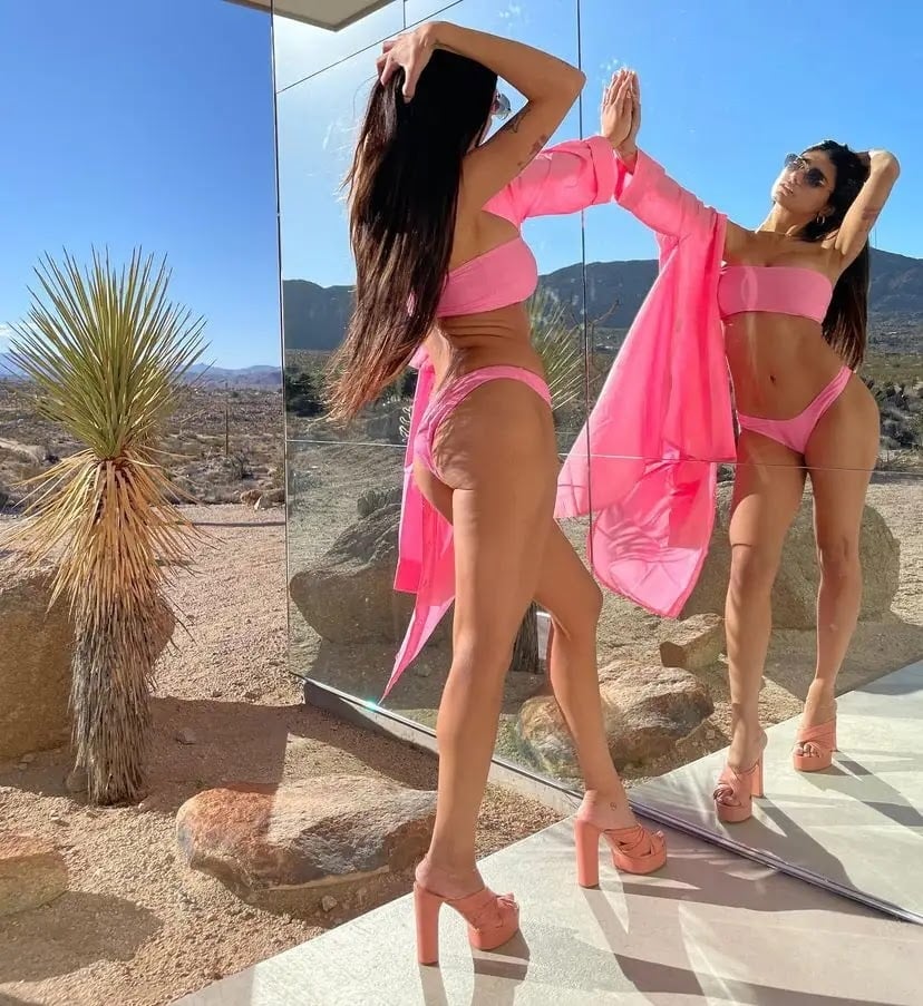 Hottest Bikini Photos of Mia Khalifa - 3