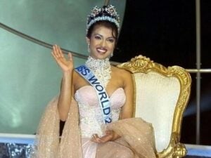 Priyanka Chopra Miss World pageant in 2000