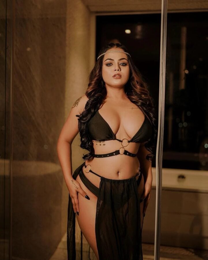 Triyasha Roy Hot Bikini Latest Pics - 14