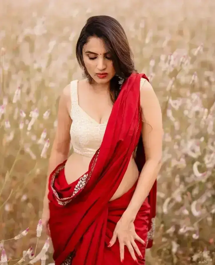 priyanka kholagade hot pics 24