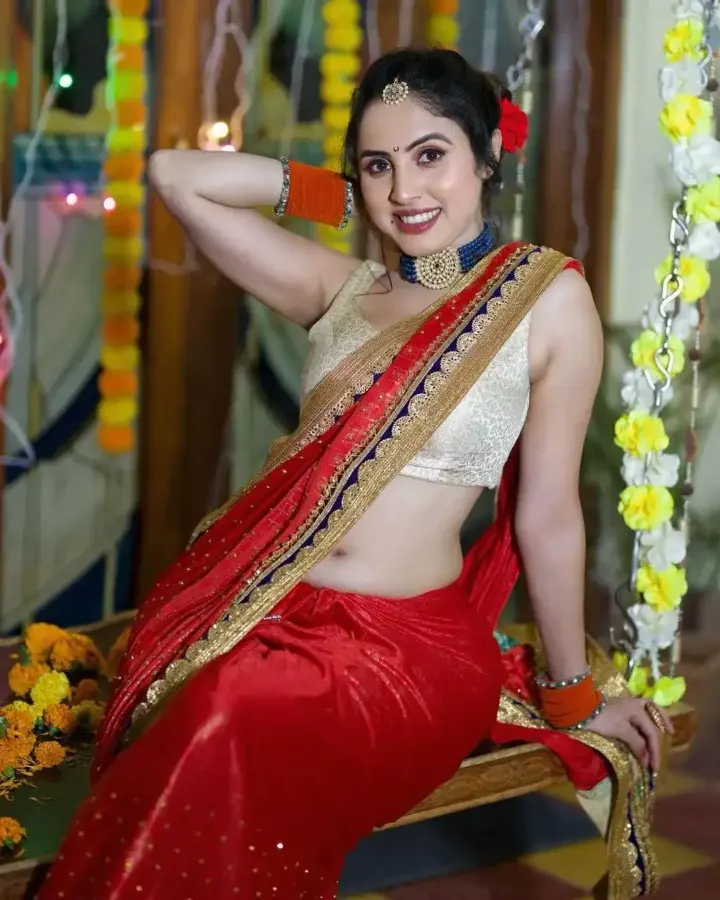 priyanka kholagade hot pics 33