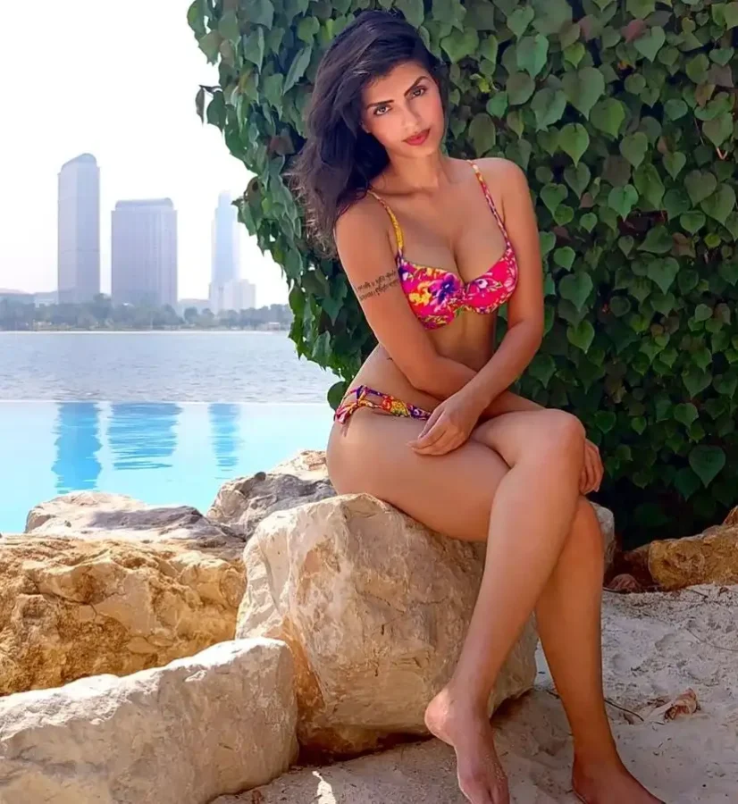 Bigg Boss Fame Sonali Raut Hot Bikini Pics