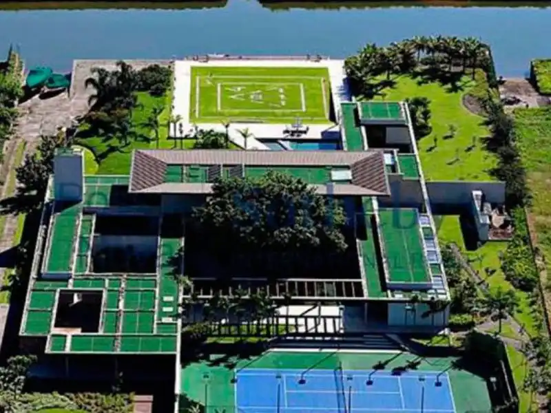 Most Expensive Houses of Famous Football Players in 2024