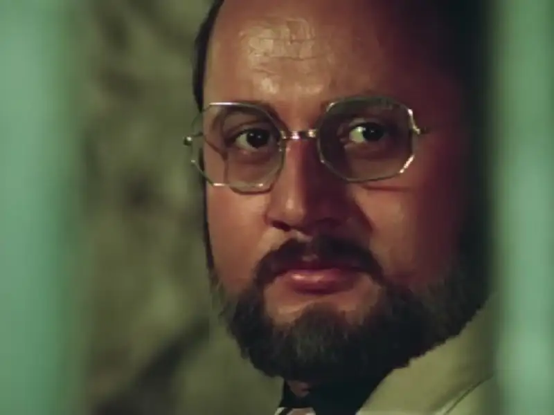 Dr.-dang-karma -deadliest-villains-of-bollywood