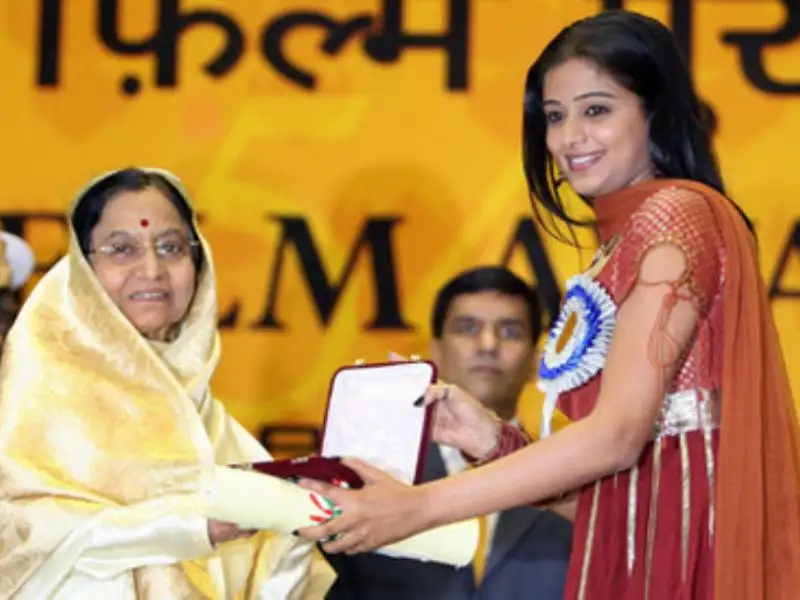Priyamani-national-award-2007