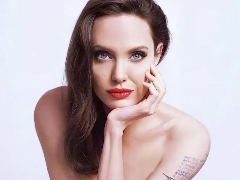 Top 10 Surprising Facts About Angelina Jolie