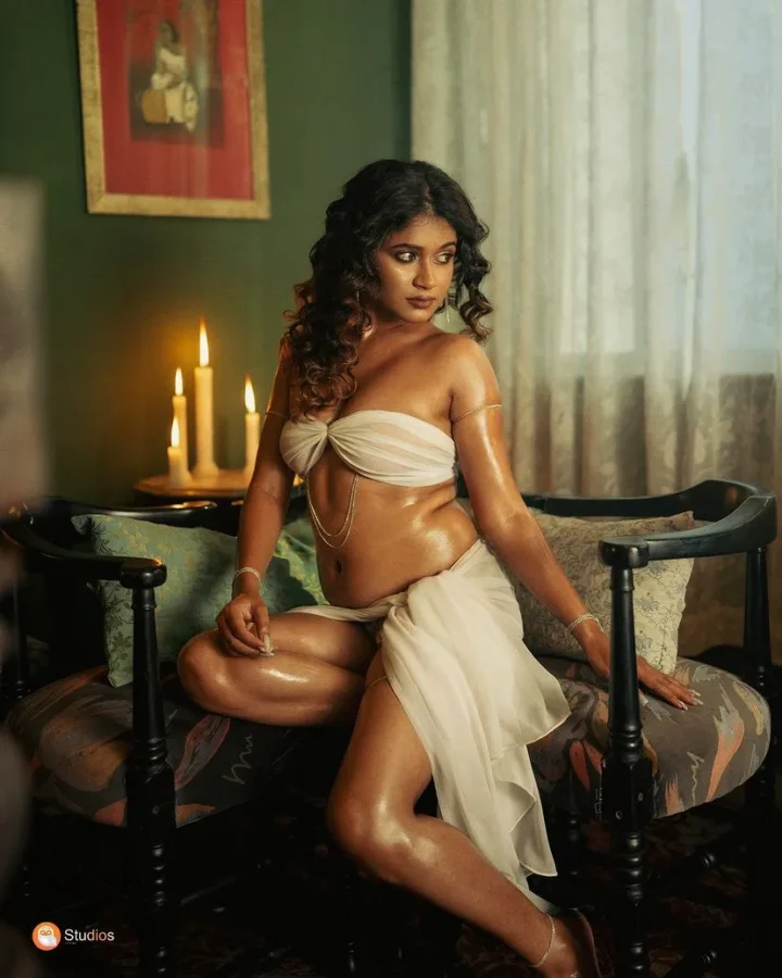 Tithi Ghosh Hot Pics (12)