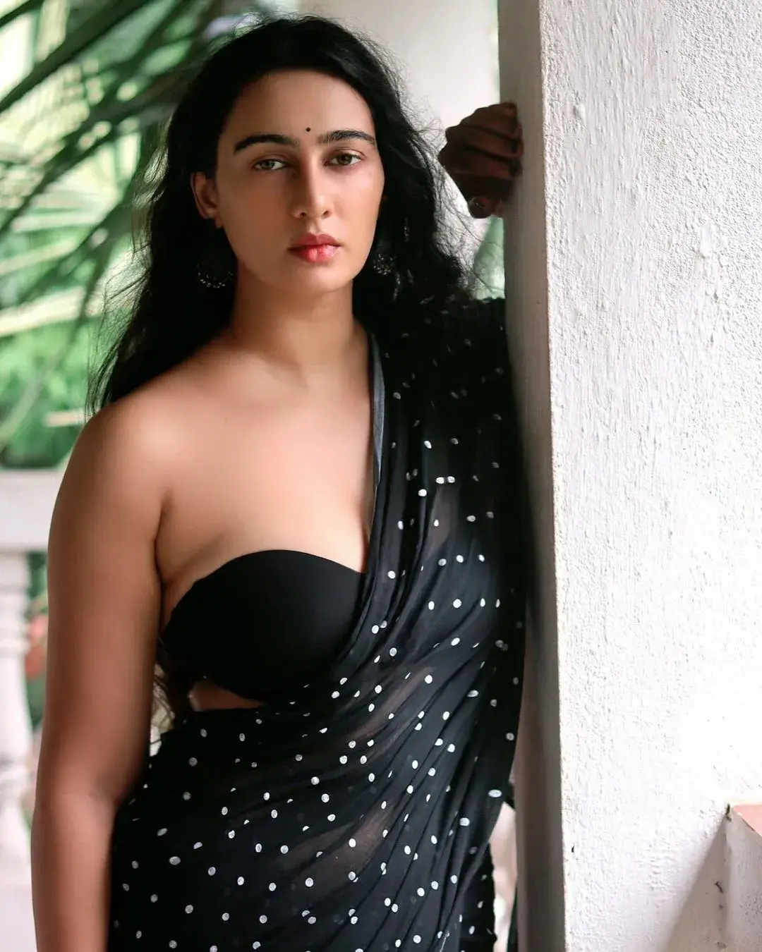 Mega Shukla Hot Sexy Pics (25)