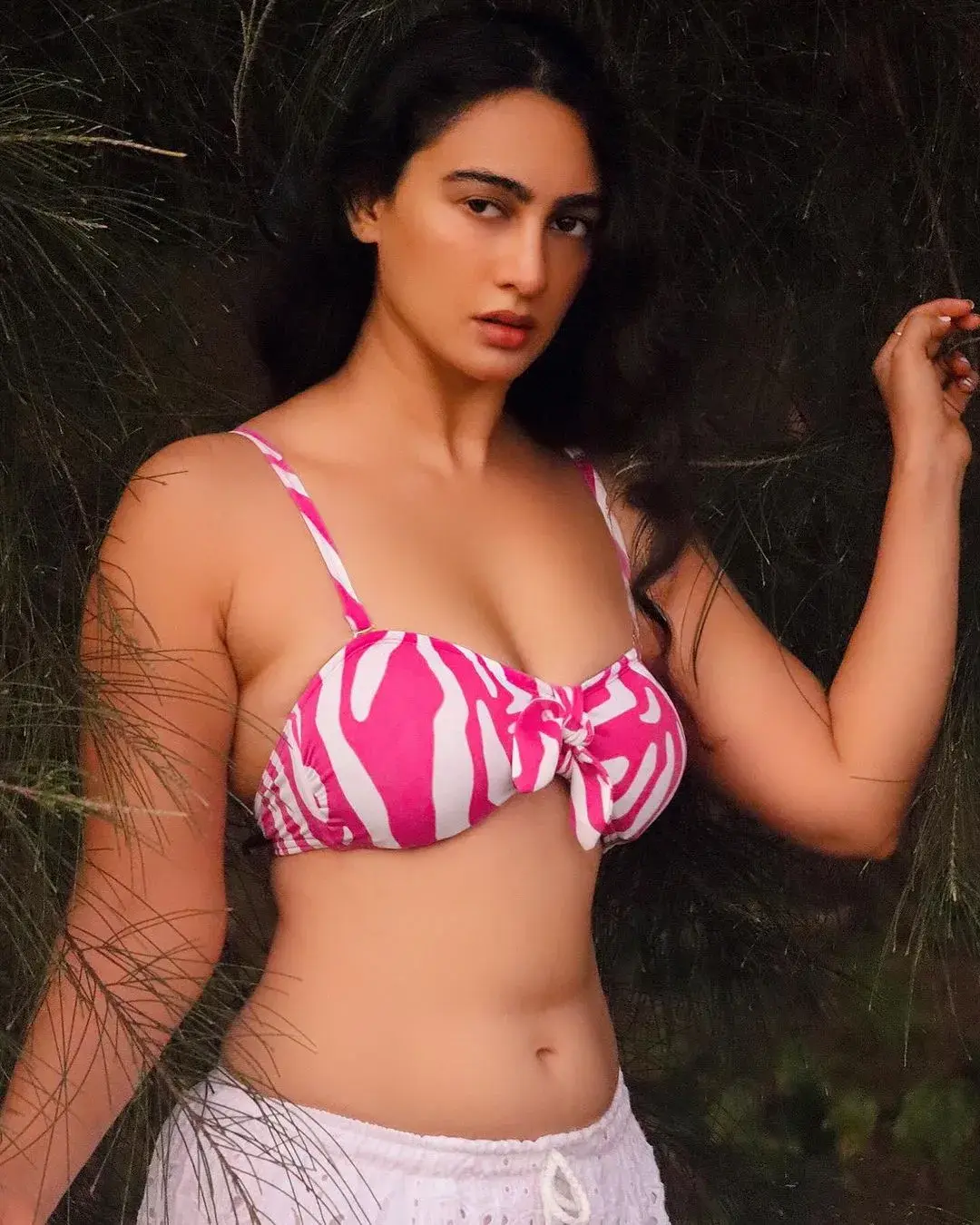 Mega Shukla Hot Sexy Pics (33)