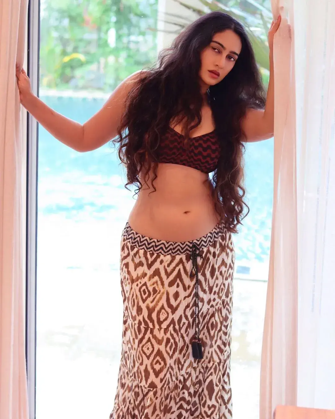 Mega Shukla Hot Sexy Pics (8)