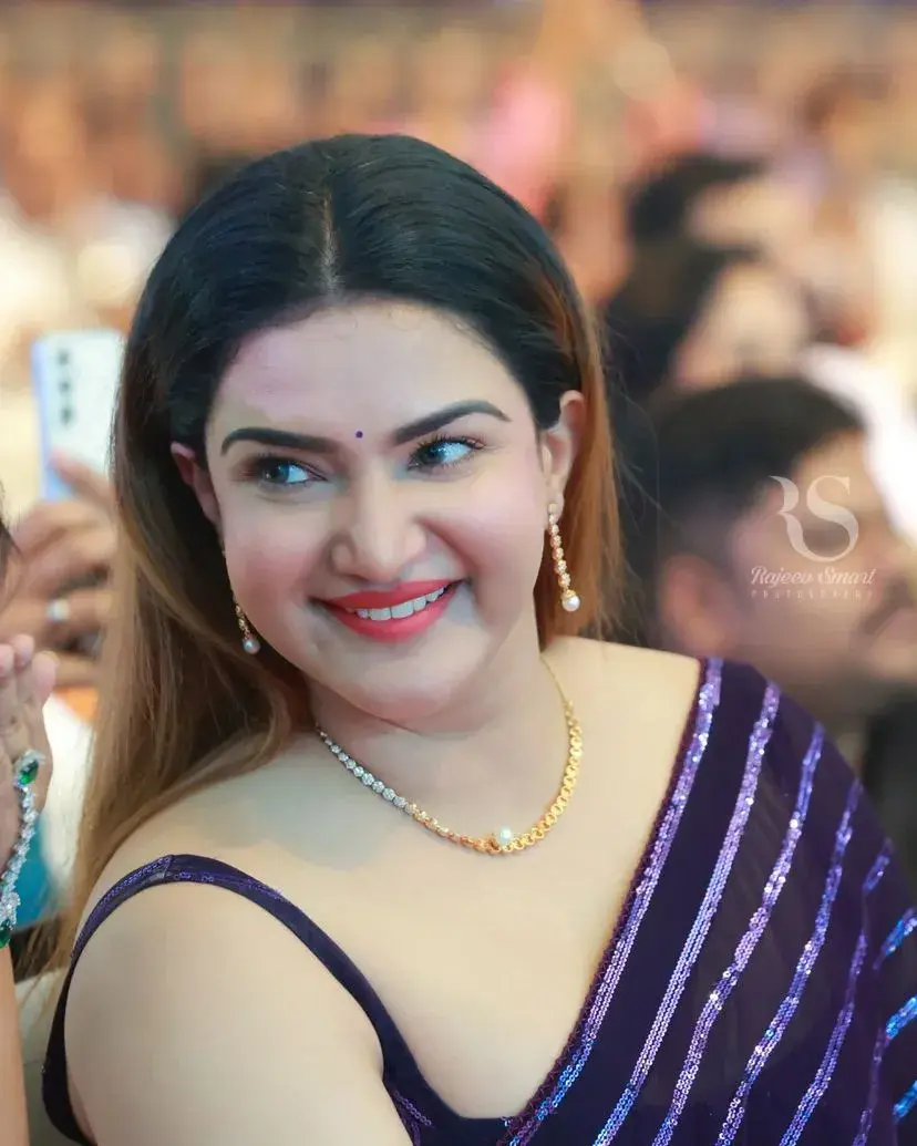 Honey Rose Tamil Actress Photos (73)