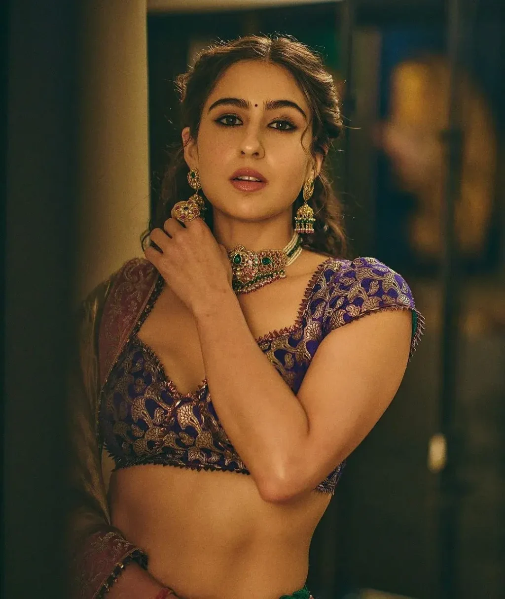 Sara Ali Khan - 3841738189