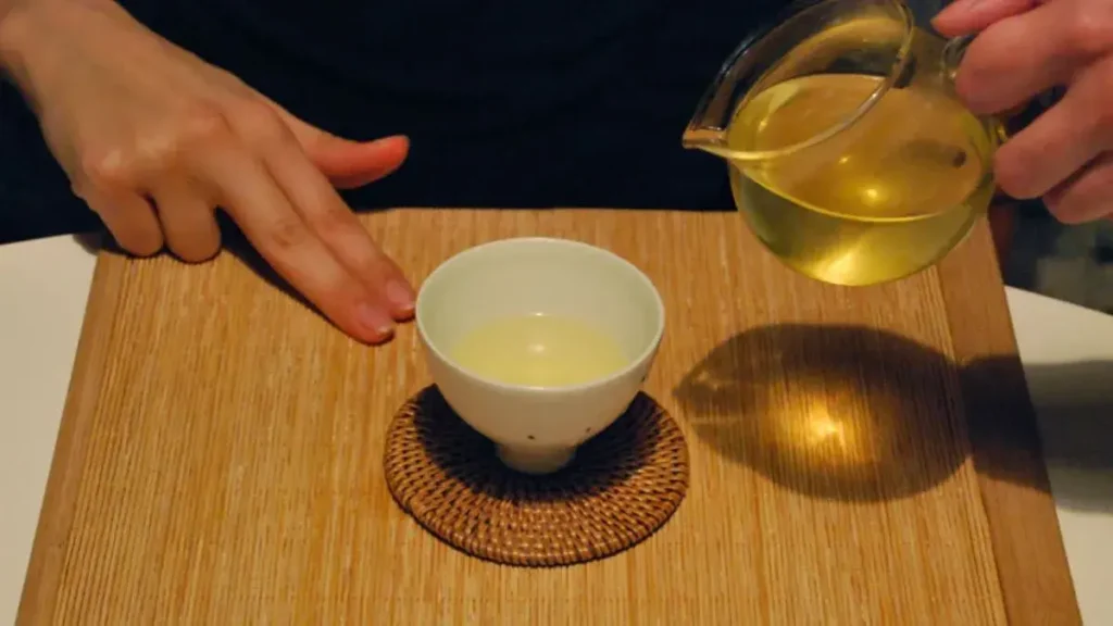 Tapping Fingers For Tea In China