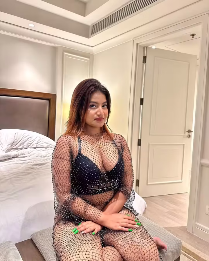 Bristi Samaddar Bold Hot And Spicy Hot Photos (13)
