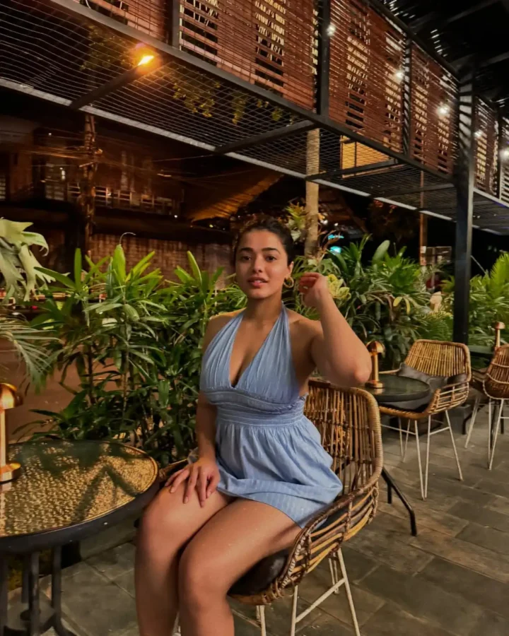 Ketika Sharma Shows Her Bold Side With Curves