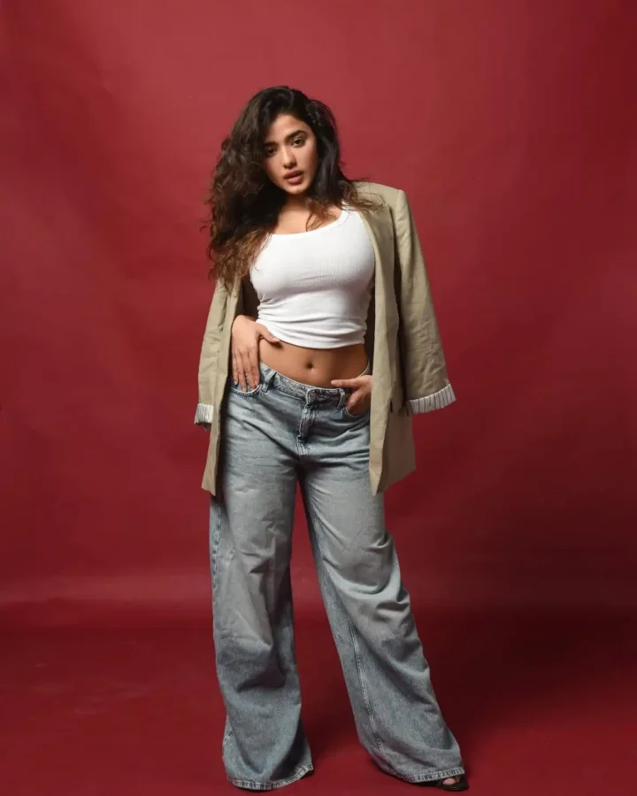Ketika Sharma Shows Off Her Stunning Body Confidence