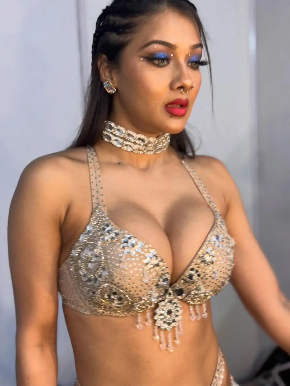Namrata Malla Sparkling Belly Dance Outfit0a