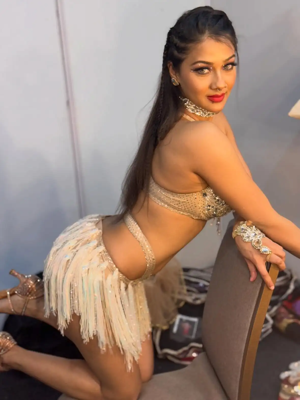 Namrata Malla In Crystal Embellished Dance Costume0a