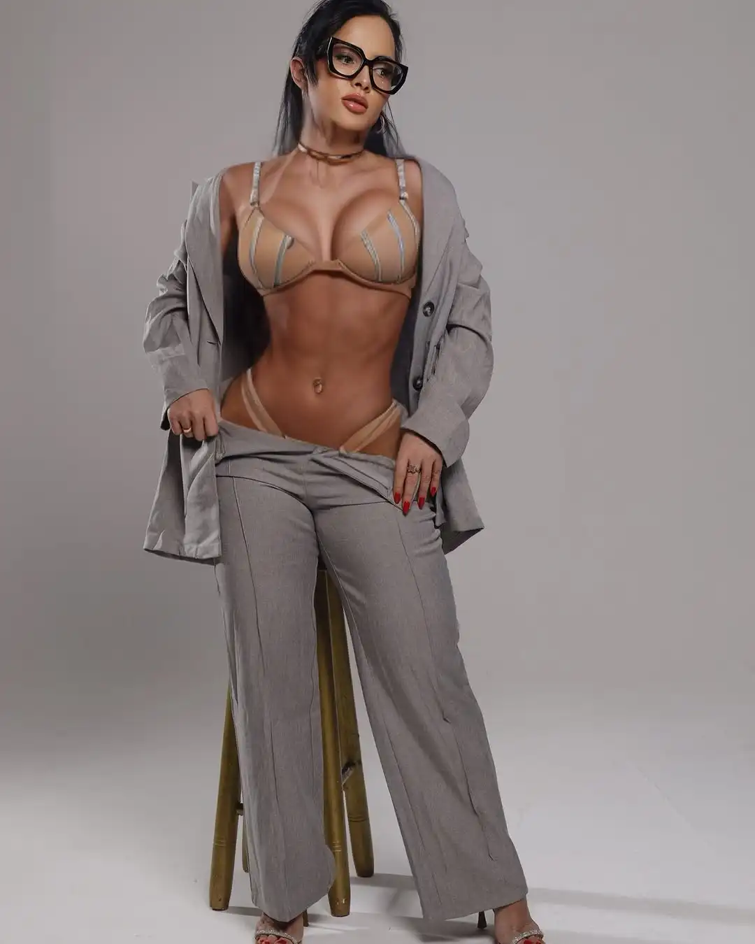 Sheyla Mehl Teases Curves In Suit And Lingerie Look