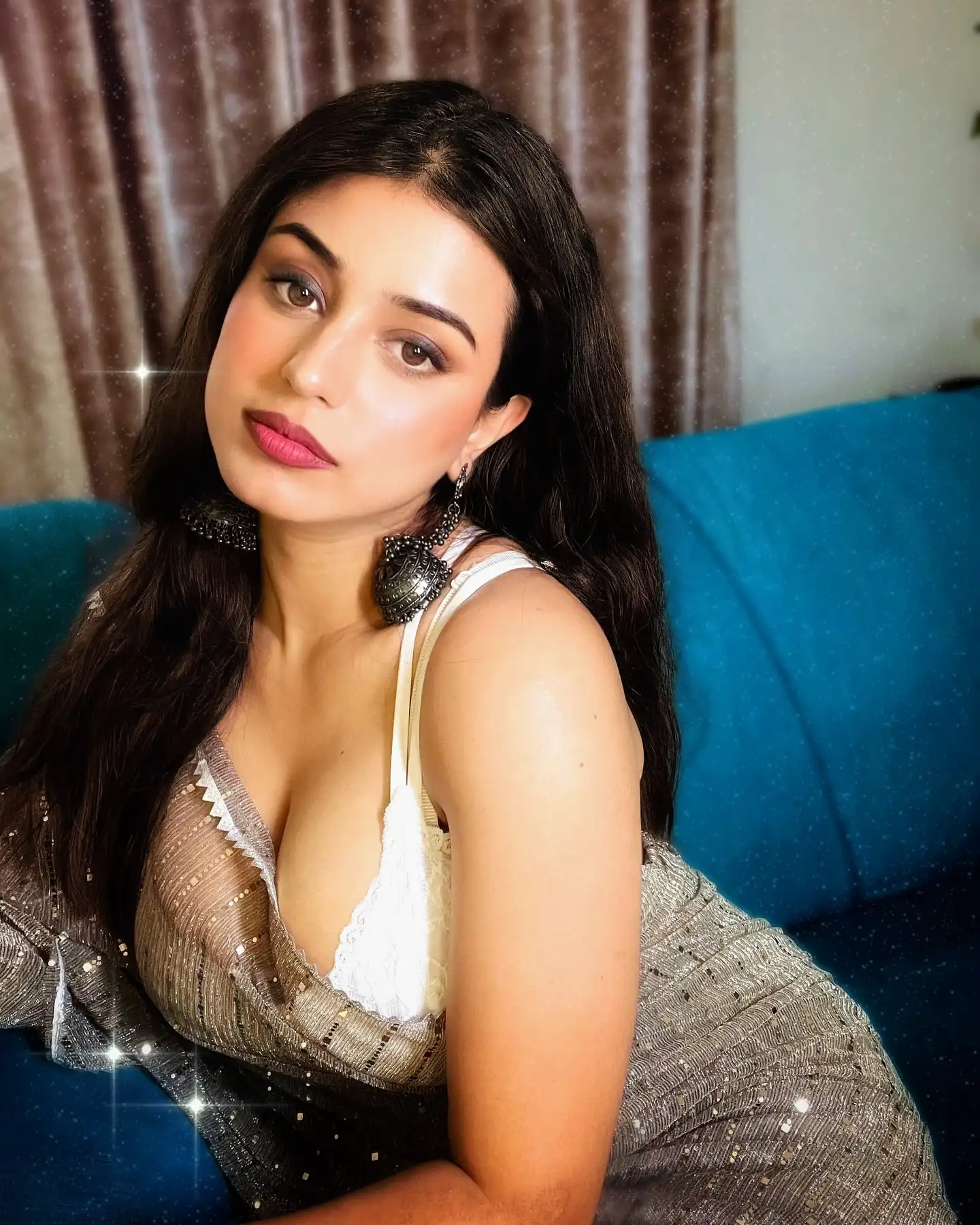 Tushikha Goswami Flaunts Cleavage In Shimmer Deep Neck Glam Dress