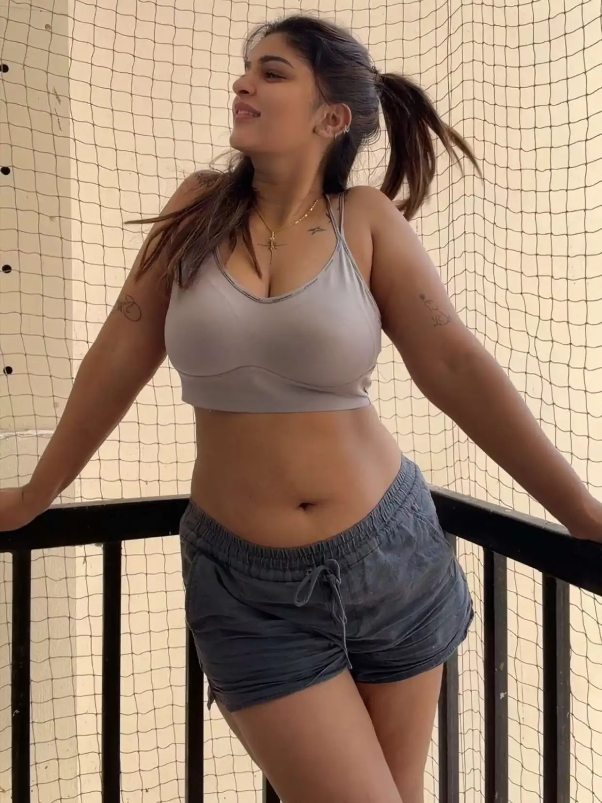 Vinni Varsha Chitara Flaunts Her Cleavage And Toned Navel In A Sporty Crop Top And Tiny Shorts Look
