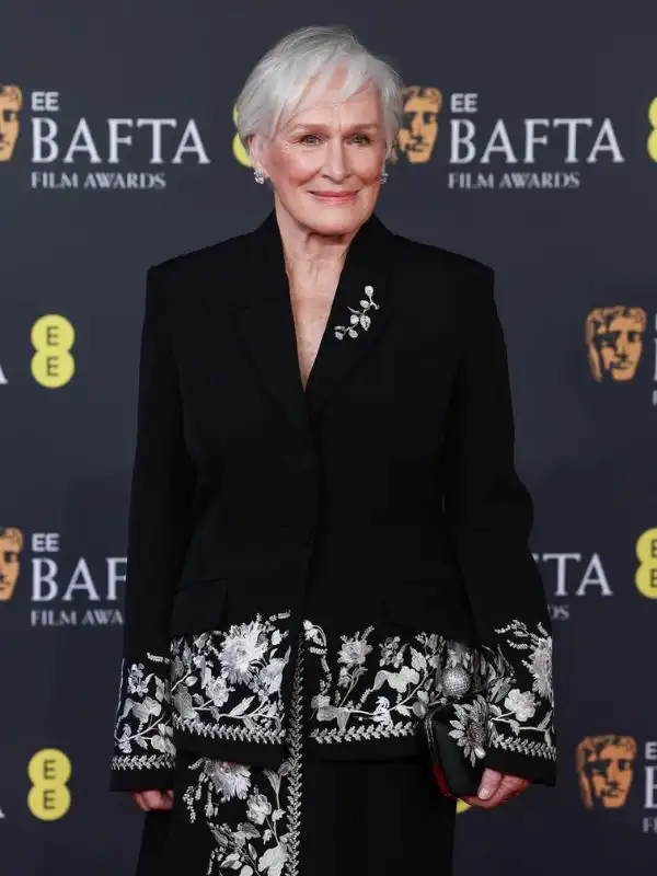 Glenn Close 408