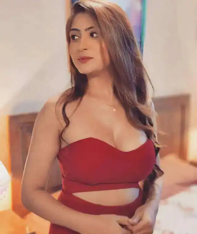 hiral-radadiya-8472874